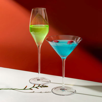 Onça bebendo de vidro Crystal Tulip Champagne Flutes dos cálices 8 do vinho espumante